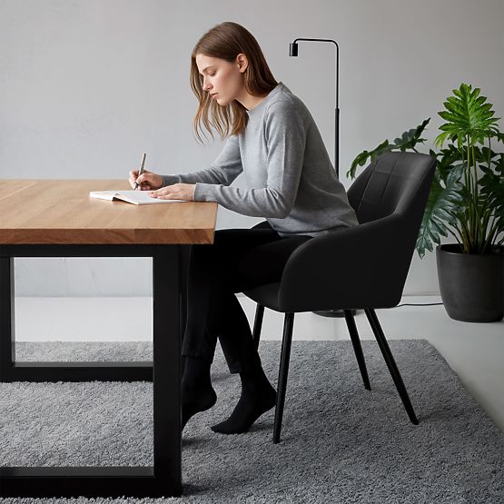 4x Oblazinjeni stol s kvadratnim prešitjem Črna LUXANO Črne noge