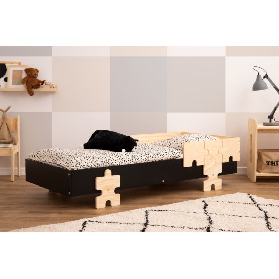 Univerzalna postelja Puzzle z ograjo - črna