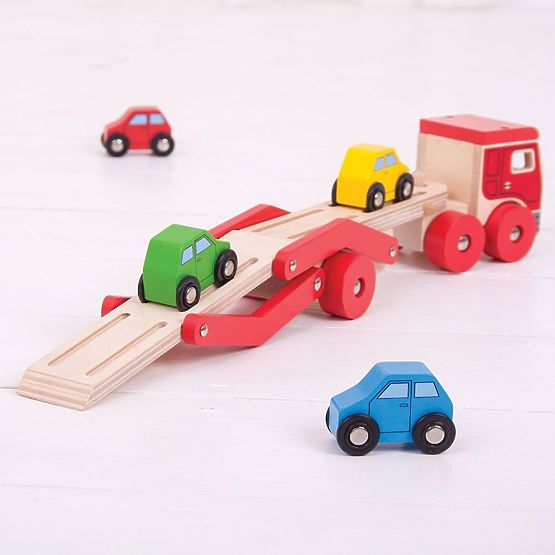 Bigjigs Toys Leseni tovornjak z avtomobili