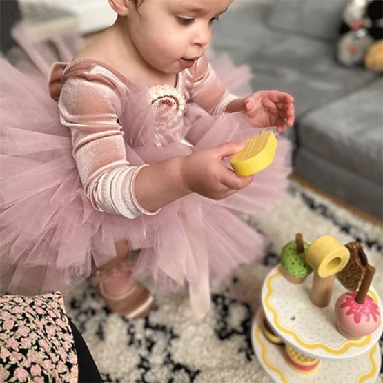 Bigjigs Toys Leseno stojalo s sladkimi dobrotami