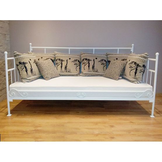 Dětská kovová postel model 10