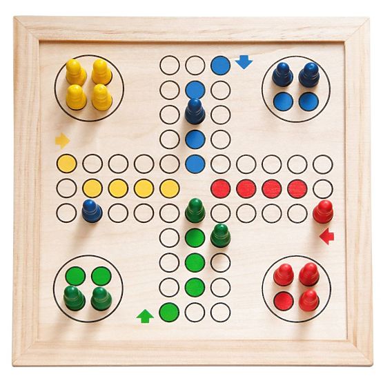 Komplet iger v leseni škatli
