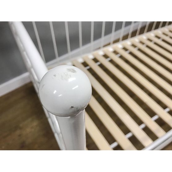 Kovová postel model 2 S bílá