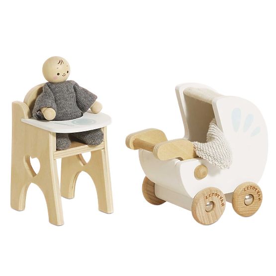 Le Toy Van Set dojenček s dodatki nova zasnova