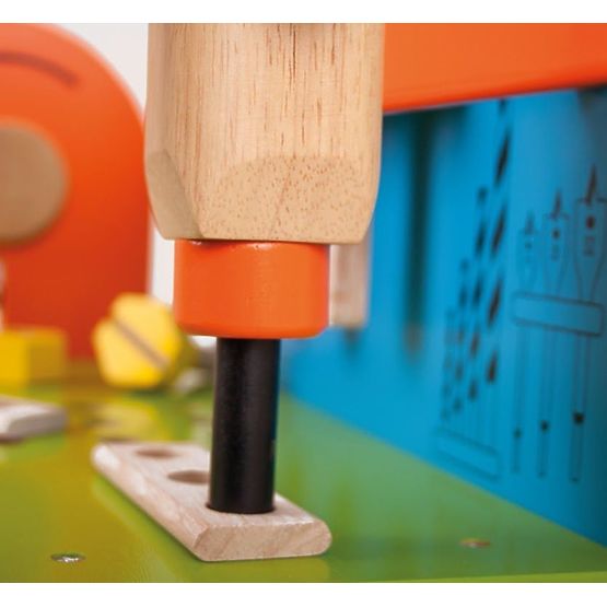 Lesena delavnica DIY z orodji