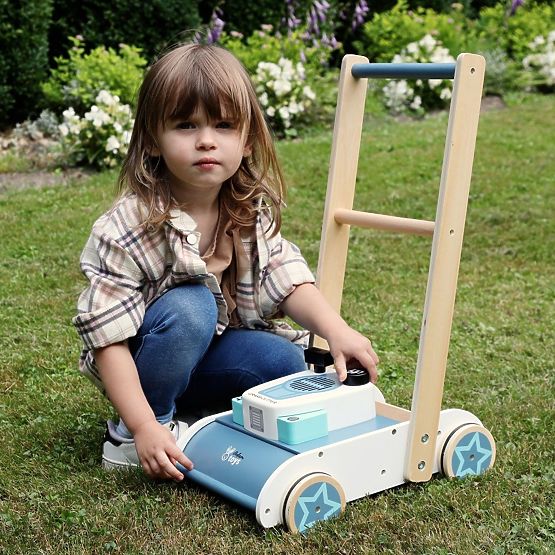 Lesena kosilnica z zvokom Adam Toys