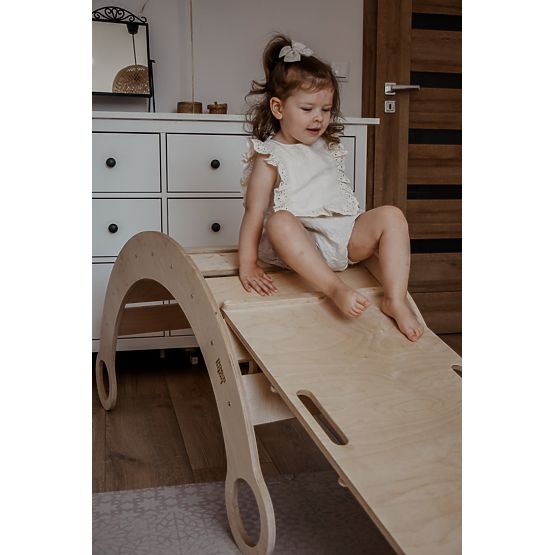 Lesena Montessori gugalnica s toboganom/plezalno steno L - naravna