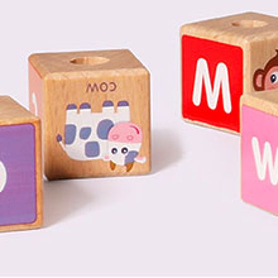Leseni vlak velike izobraževalne kocke abeceda ECOTOYS