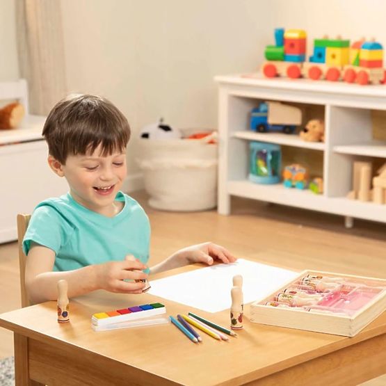 Melissa & Doug - leseni žigi v škatli
