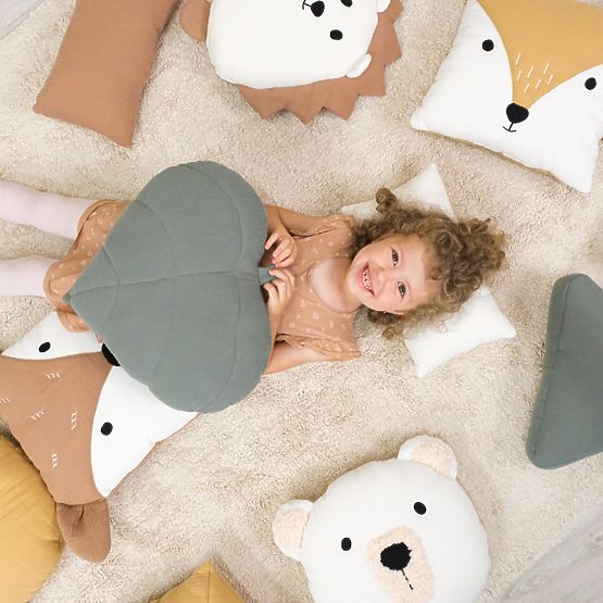 Mušelinski vzglavnik Ourbaby Ø 35 cm Medved - ecru