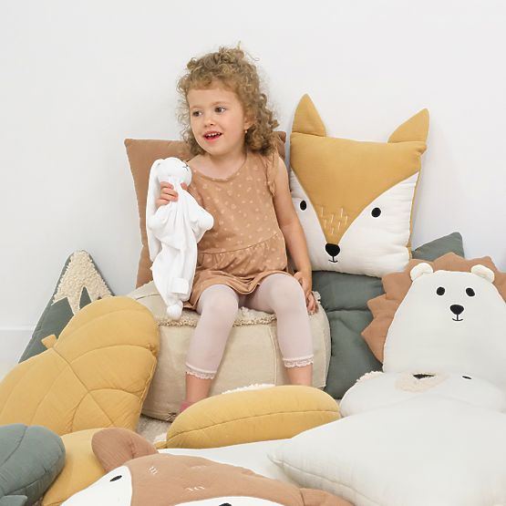 Mušelinski vzglavnik Ourbaby 38x35 cm - Ježek