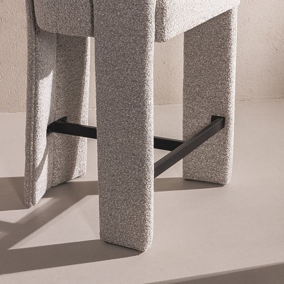 Oblazinjeni barski stol Castelo sivo-bež