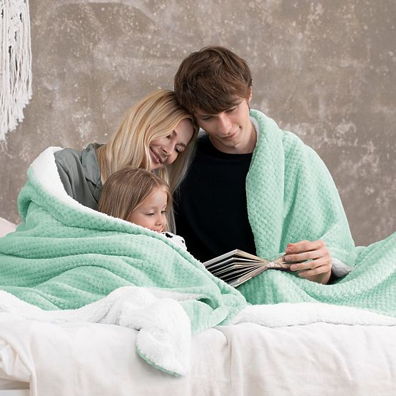 Odeja SHLEEPY barva meta žakardno vtisnjen klasični slog 130x180