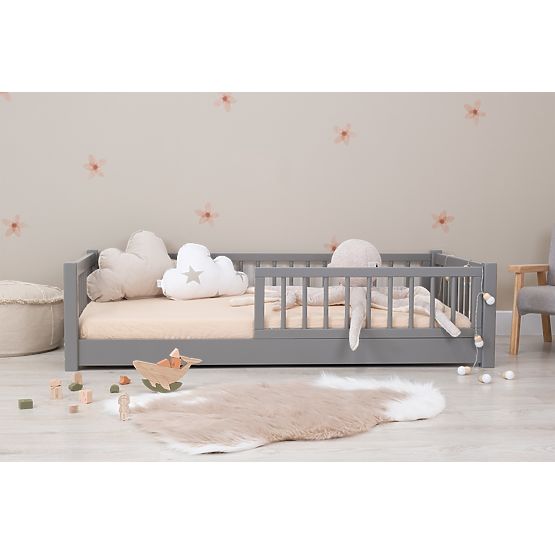 Otroška nizka postelja Montessori Ourbaby - siva