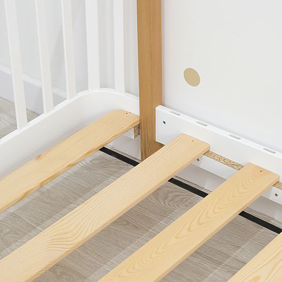 Otroška Montessori bukova postelja Kate - bela