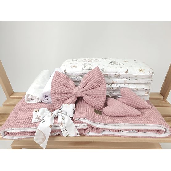 Pletena posteljica z opremo za dojenčka - Cirkus