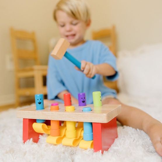 Prohazovačka skakajoči možički - zabijalna igrača Melissa and Doug