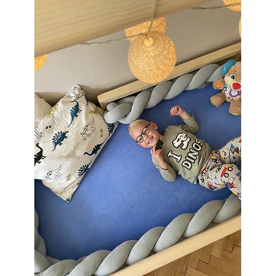 Ščitnik za pletenice 360 cm - siv