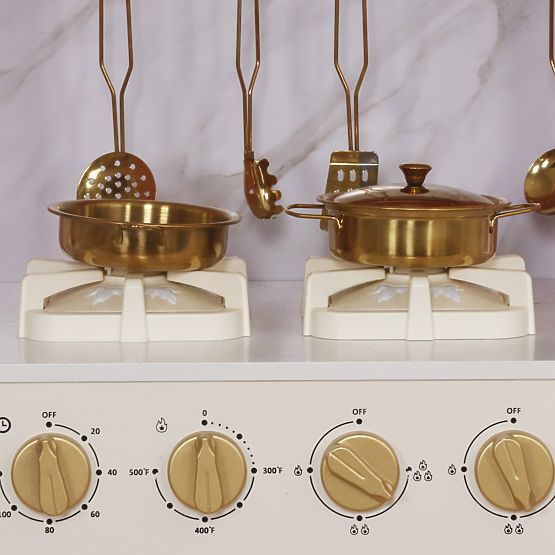 Siena - Večnamenska kuhinjica z delujočo vodovodno pipo