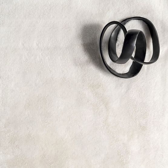 Svilena preproga Rabbit - Bela Ecru