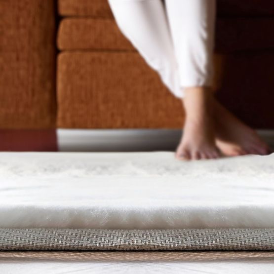 Svilena preproga Rabbit - Roza