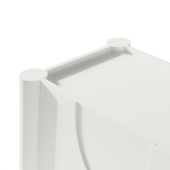 Tredelna komoda Lunaria z rezkanim čelom, bela