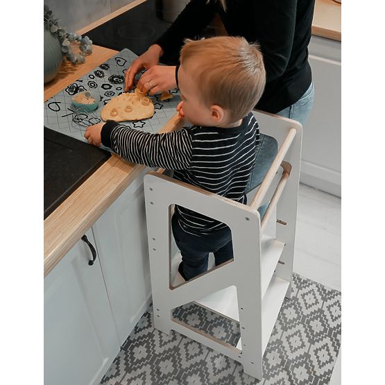 Montessori učni stolp Pola Scandi - bel