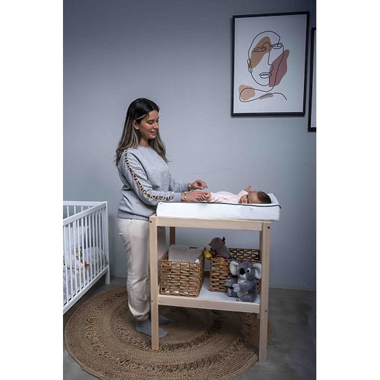 Univerzalna previjalna miza LETTO