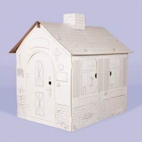 Otroška hišica iz lepenke z dimnikom