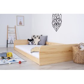 Montessori lesena postelja Sia - lakirana, Ourbaby