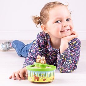 Bigjigs Toys Lesena glasbena skrinjica woodland