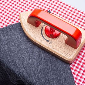 Bigjigs Toys Lesena likalna deska z likalnikom
