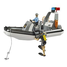 Bruder RAM Policijski avto s čolnom in dvema figurama