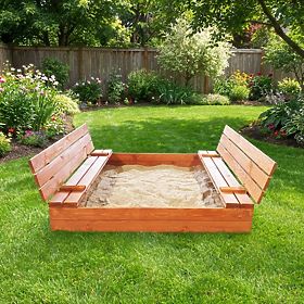 Zaprt peskovnik s klopmi 140 x 140 - impregniran